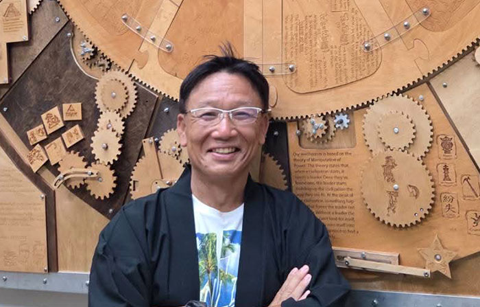 安東 裕二 氏